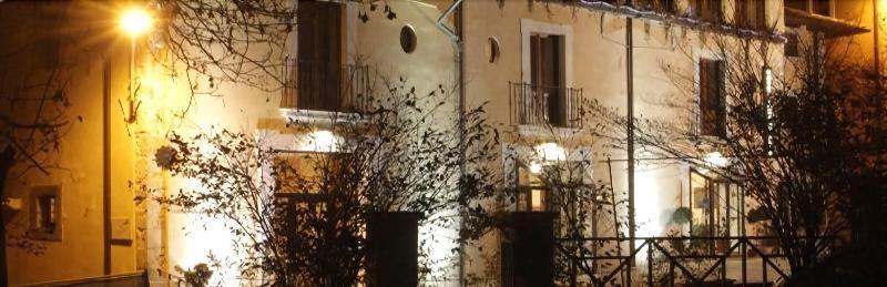 Hotel 99 Cannelle L'Aquila Bagian luar foto