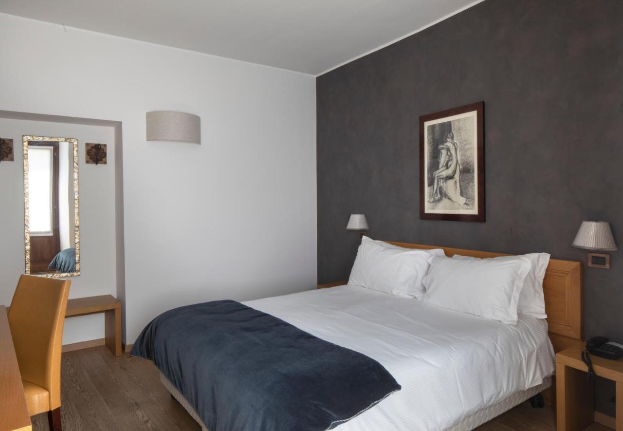 Hotel 99 Cannelle L'Aquila Bagian luar foto